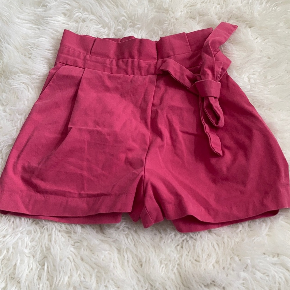 zara short